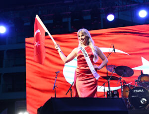 Miss Aura Güzelleri ve İkilem’den 19 Mayıs Konseri