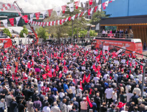 Özel Van’da: “Bu Ülkede Sandık Kazanacak”