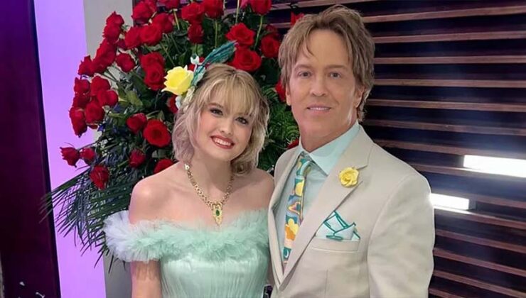 Dannielynn Birkhead, Annesi Anna Nicole Smith’in Takılarıyla Kentucky Derby’de Duygulandırdı