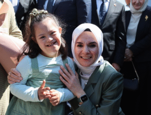 Doğan Her Bebeğe Destek! Bakan Göktaş’tan Yeni Aile Yardımları!