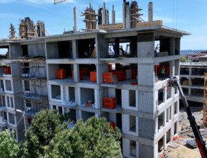 İstanbul’da “Yarısı Bizden” Dönüşümü Hızlandı! Güneş Sitesi Güvenli Evlerine Kavuşuyor!