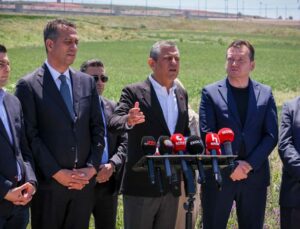 Özgür Özel’den Yargı Süreci Tepkisi: “Esila’nın Beraatine Teşekkür Edemeyiz”