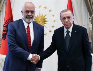 Cumhurbaşkanı Erdoğan’dan Arnavutluk’a Güçlü Mesaj: “İlişkilerimiz Kararlılıkla Sürecek”