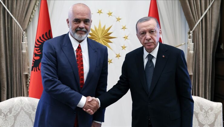 Cumhurbaşkanı Erdoğan’dan Arnavutluk’a Güçlü Mesaj: “İlişkilerimiz Kararlılıkla Sürecek”