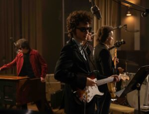 Bob Dylan ve Timothée Chalamet Hayranları Müjde: ‘A Complete Unknown’ Disney+’a Geliyor!