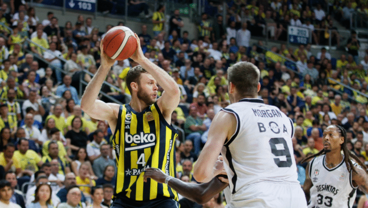 Beşiktaş Fenerbahçe Beko Final Serisinde Hız Kesmiyor  1. Maç 94-76  2. Maç 84-76 3. Maç BJK 98 FB 77