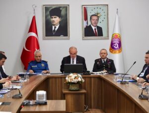 Vali Muammer Erol’dan Bayram Trafiği ve Mali Denetimler Açıklamaları