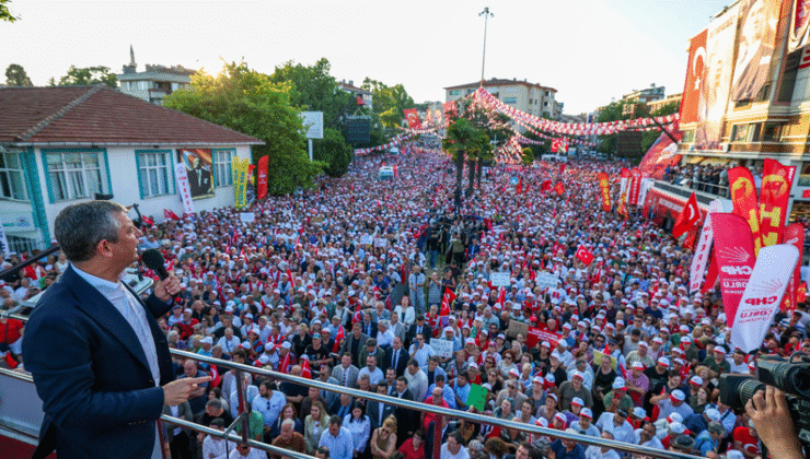 Kale Siyasetine Son Milletin Kalesi Türkiye Emeklinin Yağ Tenekesi Eksiliyor