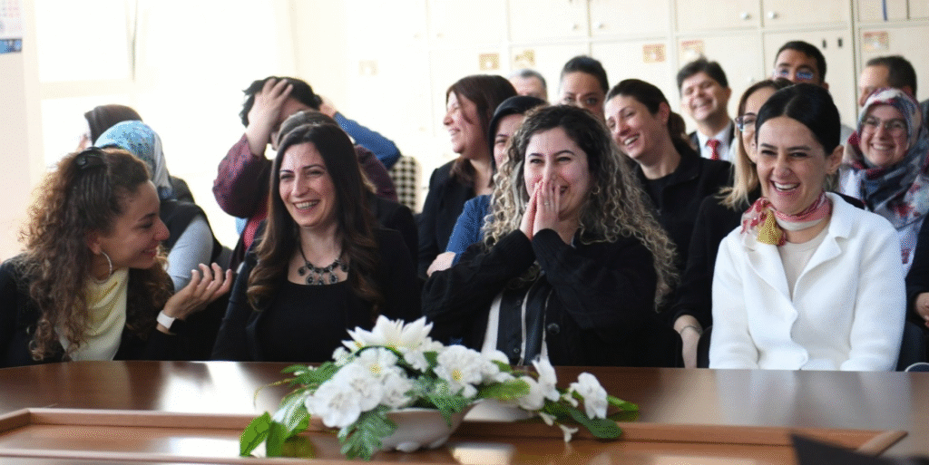 2025 yılı il içi mazeret tayini başvuruları başlıyor. MEB, aile birliği, sağlık, can güvenliği gibi nedenlerle öğretmenlerin başvurularını 30 Haziran - 8 Temmuz arasında alacak. Atamalar 16 Temmuz’da yapılacak.