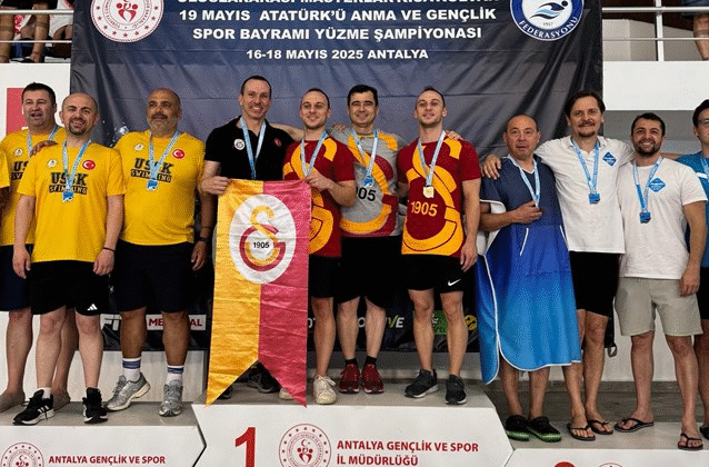 Türk Yüzücülerden Madalya Yağmuru!