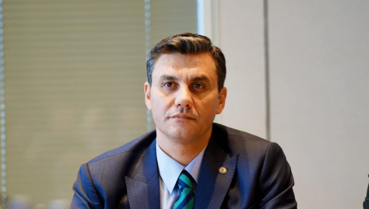 Manisa Belediye Başkanı Ferdi Zeyrek Elektrik Çarpması Sonucu Hayati Tehlikede: Kalbi 70 Dakika Sonra Çalıştı!