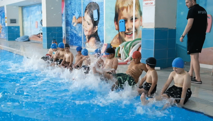 Çocuklara Yaz Hediyesi: Ücretsiz Yüzme Kursları Yoğun İlgi Görüyor!