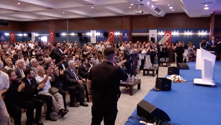 Dervişoğlu’ndan Gençlere Çarpıcı Mesaj: “Bugün Sizin Hakkınız, İkinci İhanete Hayır!”