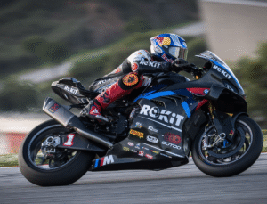 Toprak Razgatlıoğlu’ndan Tarihi Hafta Sonu: Üç Yarış, Üç Zafer!