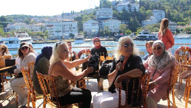 Yaş Almış Bireylere Boğazda Tarih ve Huzur Dolu Bir Gün