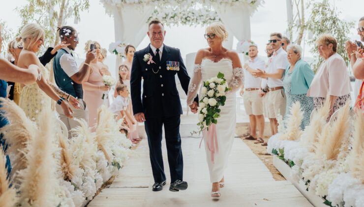 Marmaris’te Aşkın Adresi: 6 Ayda 35 Yabancı Çift Nikah Masasında