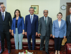 CHP Genel Başkanı Özgür Özel, DEM Parti Heyetini Kabul Etti
