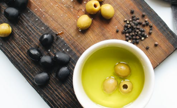 Kâr Hırsı mı, Gelecek mi? Kömürün Düşük Fiyatına Karşı Zeytinin Yüksek Değeri!