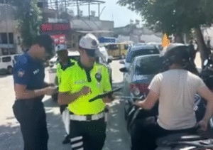 Türkiye Genelinde Göç Operasyonu: 32 Organizatör, 572 Düzensiz Göçmen Yakalandı!