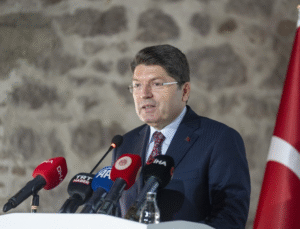 Adalet Bakanı Tunç Kutsallara Hakaret Suçtur Gözaltı Sayısı 6 ya Yükseldi