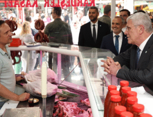 Köylülerden Anlamlı Tepki Kuru Soğan ve Ekmek “Türkiye’nin Geldiği Yer Burası!”