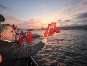 350 Genç Çanakkale’den İstanbul’a Tarihi Seyahate Çıkıyor