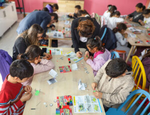 “İz Bırak” Projesi ile Hatay’daki Çocukların Yüzü Güldü
