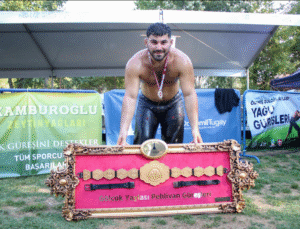 İzmir’de 500 Pehlivan Er Meydanında Mücadele Etti Altın Kemer Erkan Taş’ın Oldu