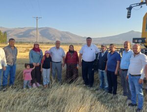 Çiftçi ailenin kızı Ceylan: “Çocuğum bir şey istemesin diye pazara götürmüyorum”