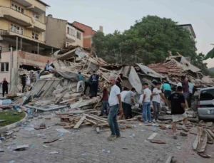 Balıkesir Sındırgı’da 6,1 Büyüklüğünde Deprem: Marmara ve Ege’yi Salladı