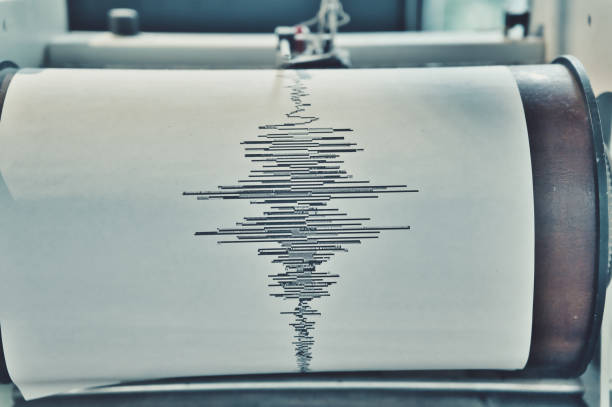 Balıkesir (Sındırgı) merkezli 6,1 büyüklüğünde deprem — ekipler sahada, artçı sarsıntılar sürüyor