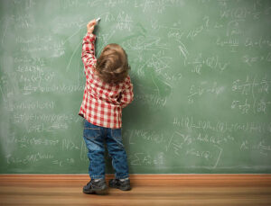 Solaklığı Zorla Değiştirmek, Çocuğun Gelişiminde Riskli Sonuçlara Yol Açabilir!