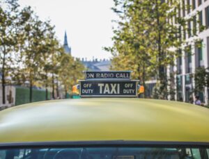 Sürücü Belgesi Yenileme Süresi Son Kez Uzatıldı: Son Tarih 31 Ekim 2025!