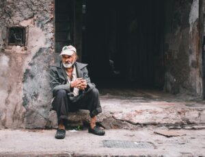 Arzu Lastikci: Yüzbinlerce EYT’li Masada Kalan Hakkını İstiyor