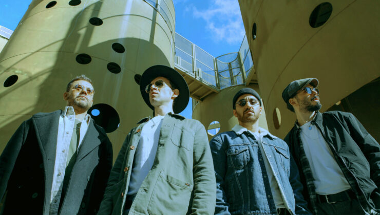 Adamlar’ın “Kahırlı Merdiven” Albümü Şimdi Plak Formatında