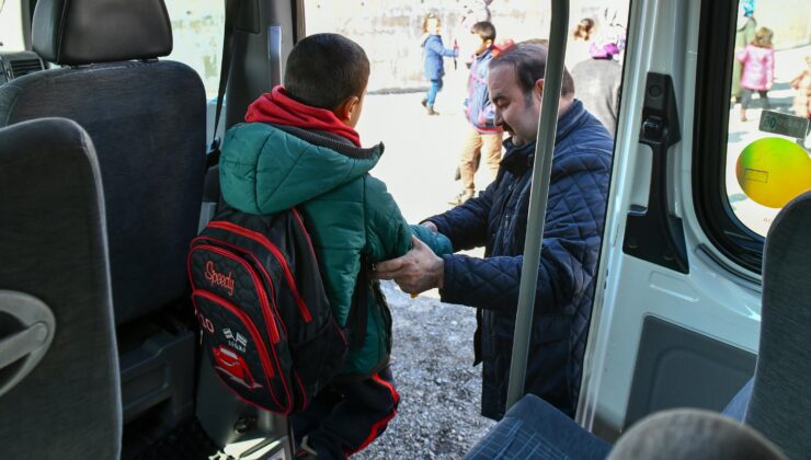 Ankara Büyükşehir Belediyesi, Öğrencilere Ulaşım Desteğini Sürdürüyor