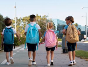 Ağlama Nöbetlerinden Sınav Kaygısına: Okula Dönüşte Çocukları ve Ebevenyleri Neler Bekliyor?