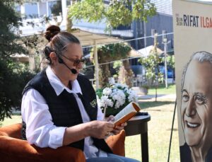 Usta oyuncu Vahide Perçin, Minteks çalışanlarıyla Rıfat Ilgaz’ı konuştu