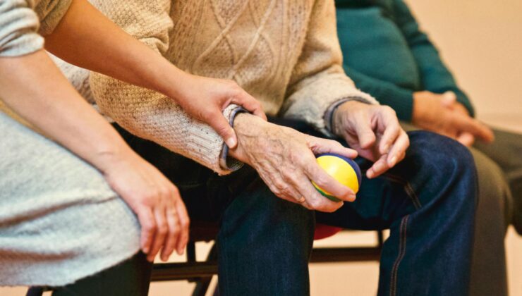 Prof. Dr. Başar Bilgiç’ten Alzheimer Uyarısı