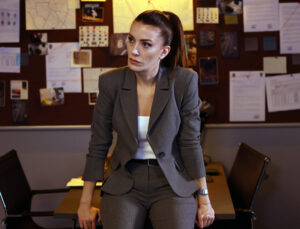 Sorgu Geri Döndü: Hazal Kaya ve Çağlar Ertuğrul’dan Soluksuz Yeni Sezon