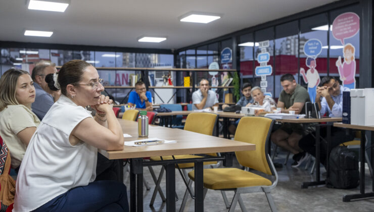 ‘Hello Mersin Yabancı Dil Konuşma Kulübü’ne Yoğun İlgi