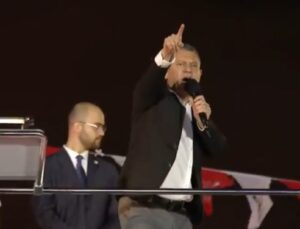 Özgür Özel, “Tuğla Gibi İddianame FETÖ’nün Lafıdır, Bu Zulmün Hesabını Soracağız”