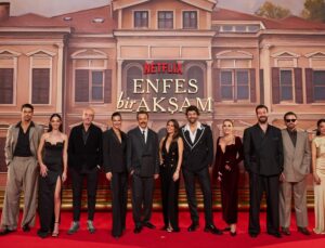 Engin Akyürek ve Aslı Enver, “Enfes Bir Akşam”ın Prömiyerinde Parladı