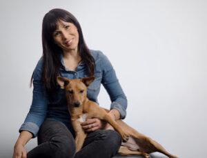 PETA Uyardı: “Tek Başına Bırakılan Hayvanlar İçin Acil Durum Ölümle Yaşam Arasında Bir Mücadele Olabilir.”