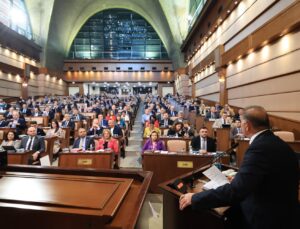 İBB’nin 2026 Bütçesi Açıklandı: 609 Milyarlık “Mücadele Bütçesi”