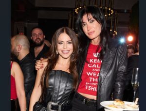 Simge’den Görkemli Albüm Lansmanı: “Anlatasım Var”