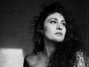 Elif Sanchez’in Yeni Teklisi “Kırmızı Buğday” Tüm Dijital Platformlarda