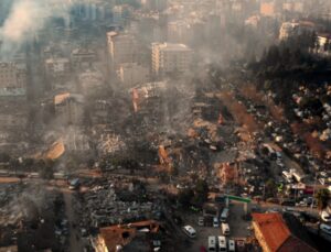 Özgür Özel’den Deprem Belgeseli: “Gerçekleri Millet Görecek”