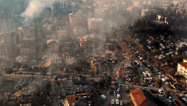 Özgür Özel’den Deprem Belgeseli: “Gerçekleri Millet Görecek”
