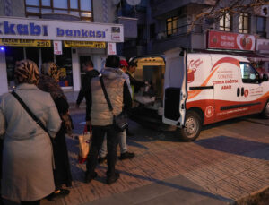 Öğrenci ve Çalışanlara Sıcak Destek: Keçiören’de Çorba İkramı